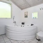8 Person In Juelsminde-by Traum Sonderby (Midtjylland)